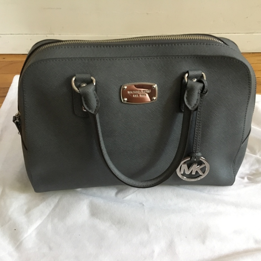 Michael Kors Lg Saffiano Satchel - Grey
